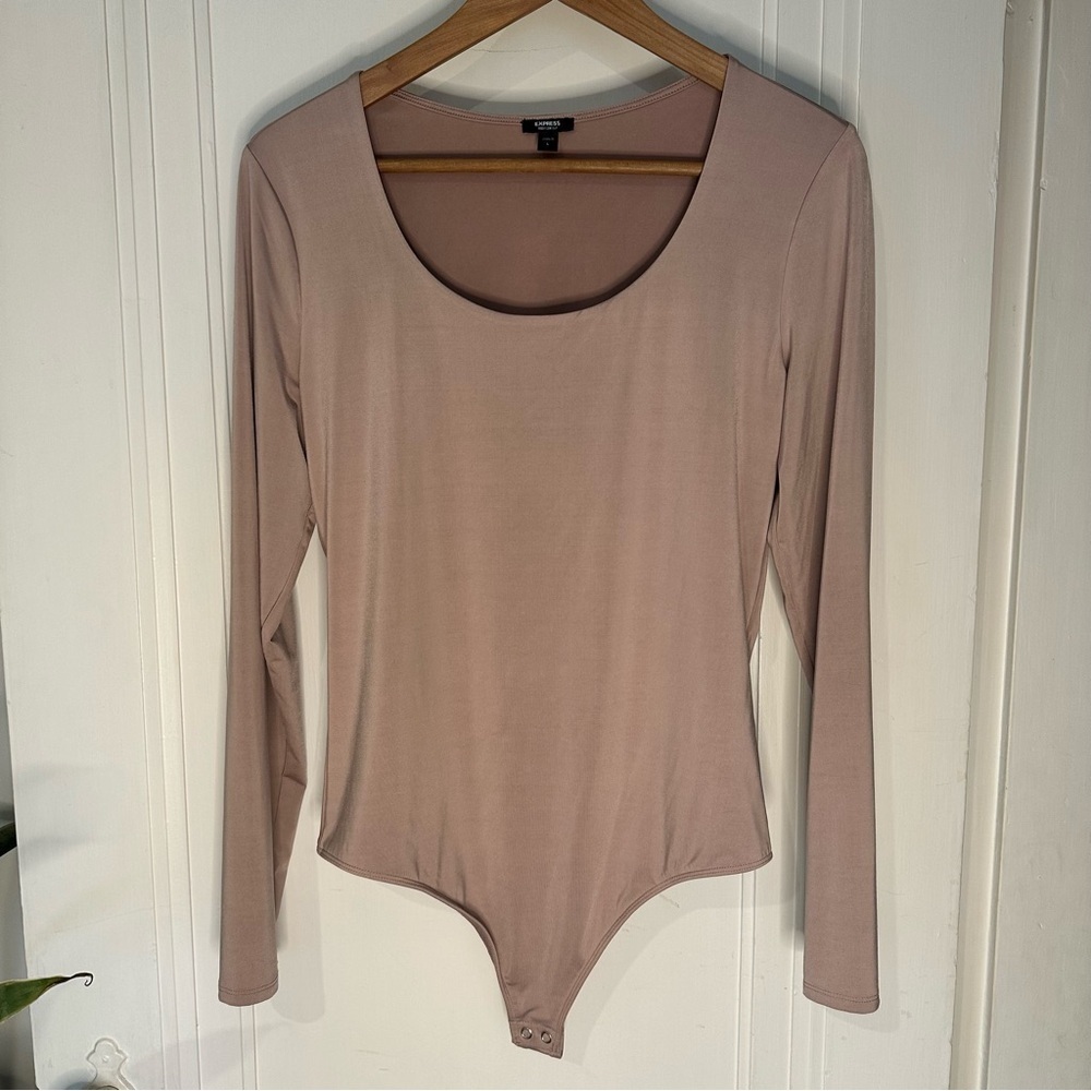 Express body contour body suit blush